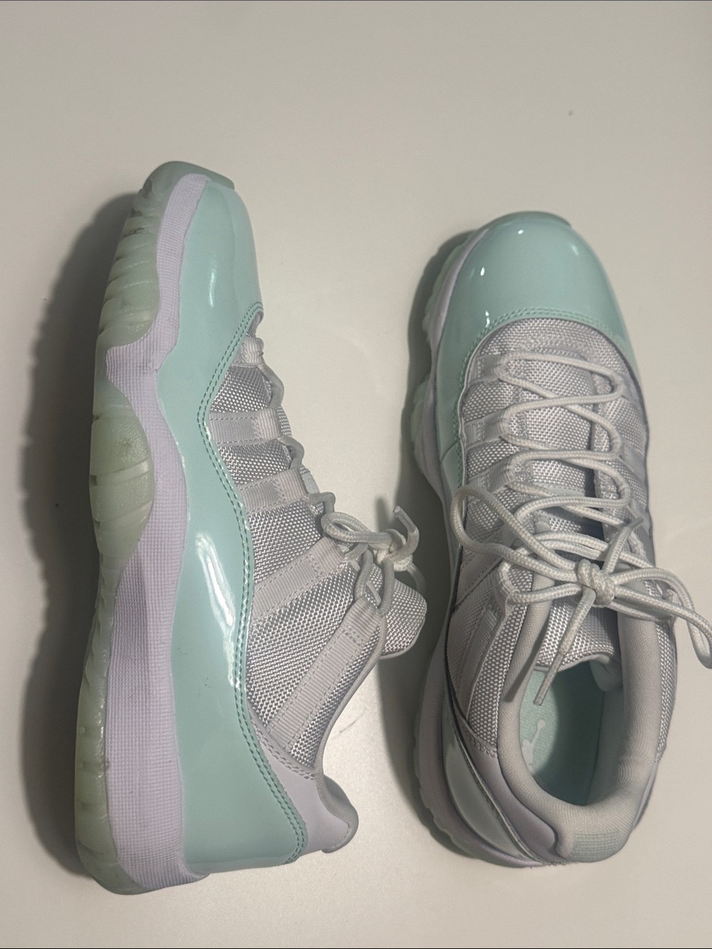 Nike Air Jordan 11 Retro Low “Igloo”